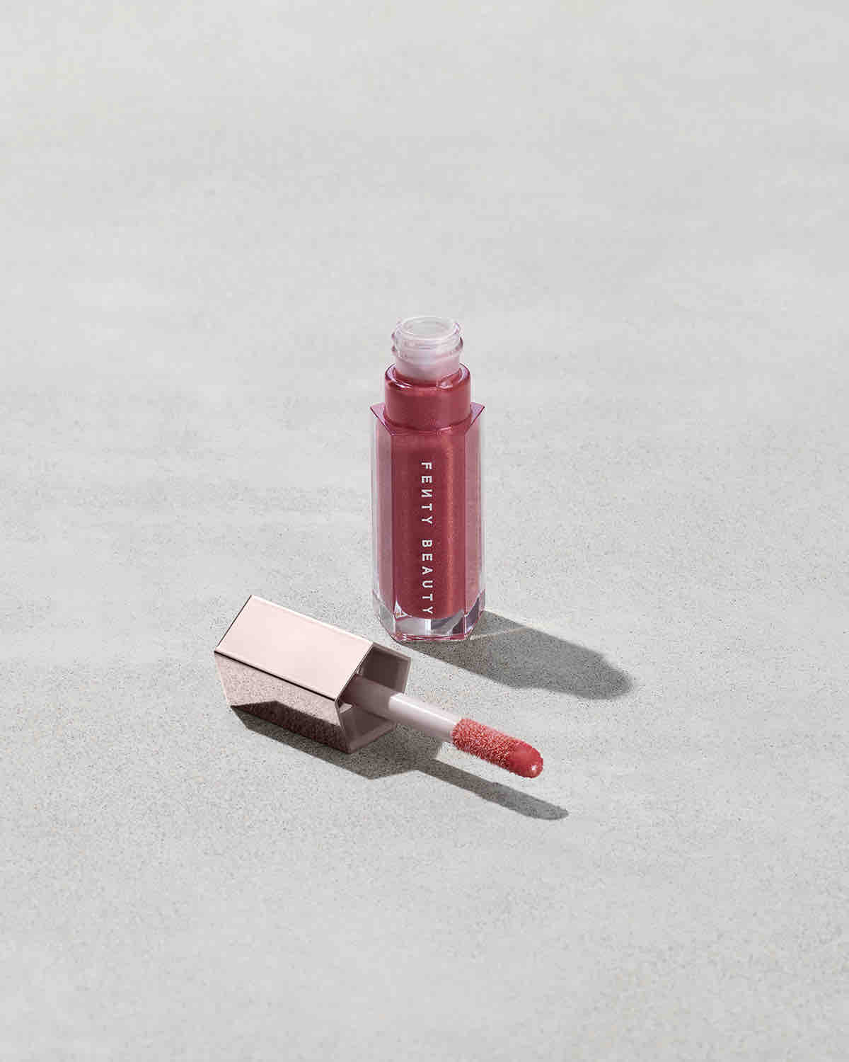 FENTY BEAUTY Gloss Bomb RIRI