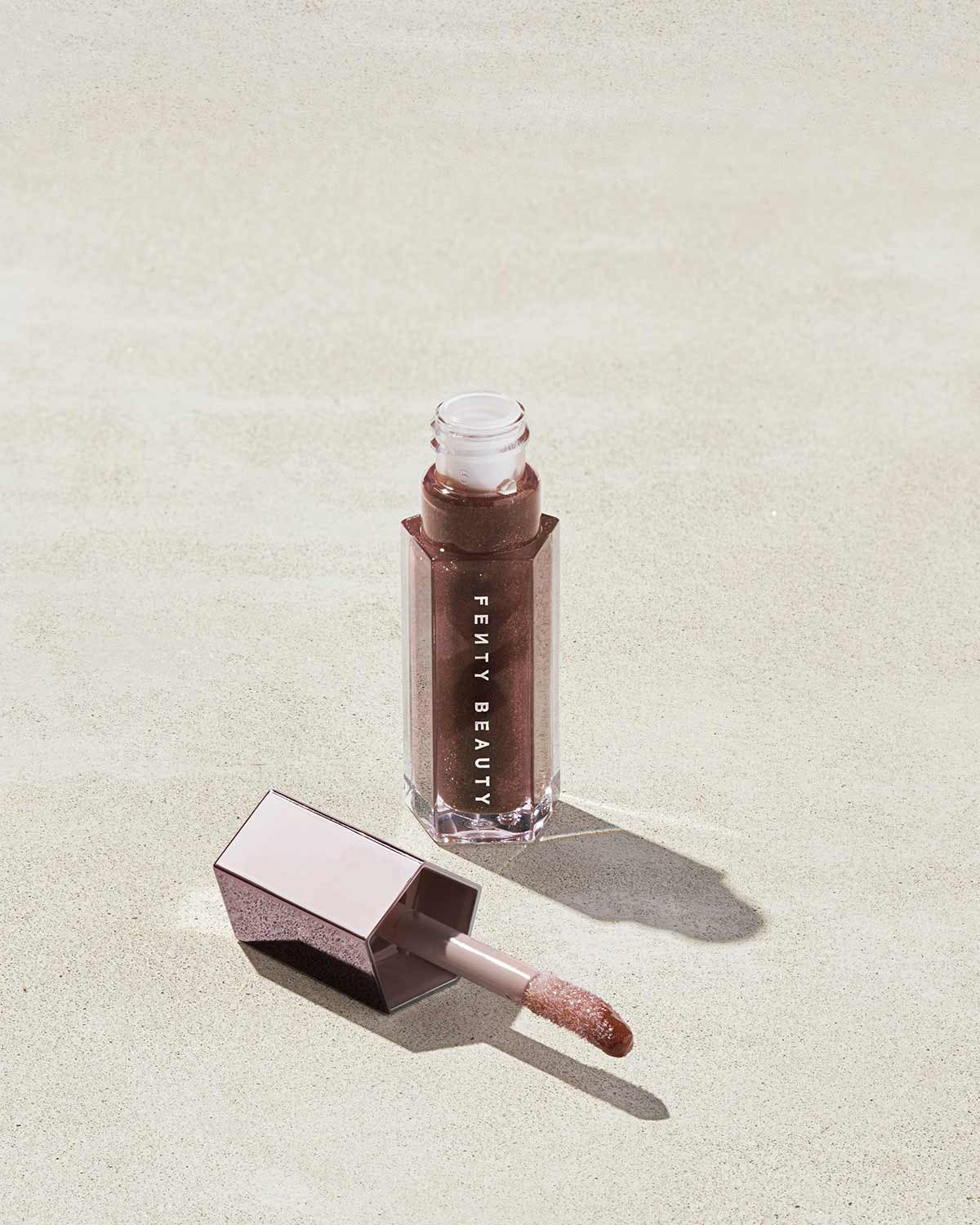 FENTY BEAUTY Gloss Bomb HOT CHOCOLIT 05